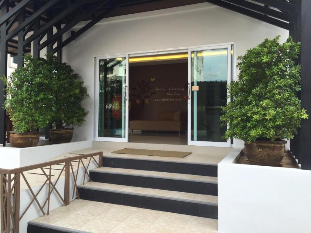 Hotel Le Lerts Living Khonken Kültér fotó