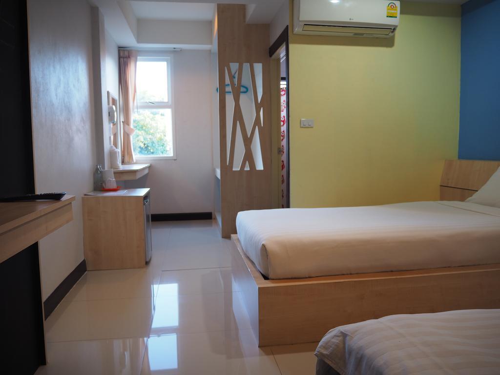 Hotel Le Lerts Living Khonken Kültér fotó